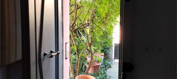 Casa de 7 habitaciónes en Modena, Italy No. 202381 8