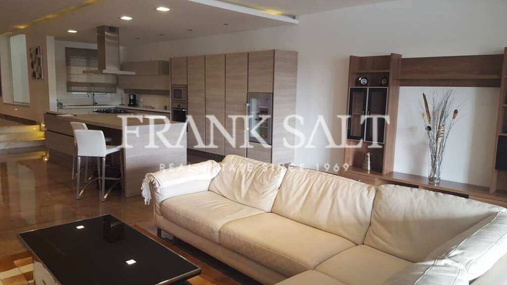 3 chambres Appartement à Ta' Xbiex, Malta No. 9071