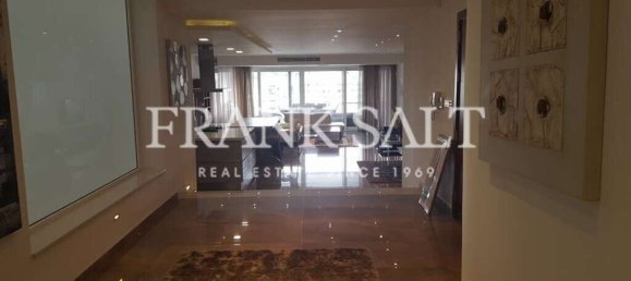 3 chambres Appartement à Ta' Xbiex, Malta No. 9071 22