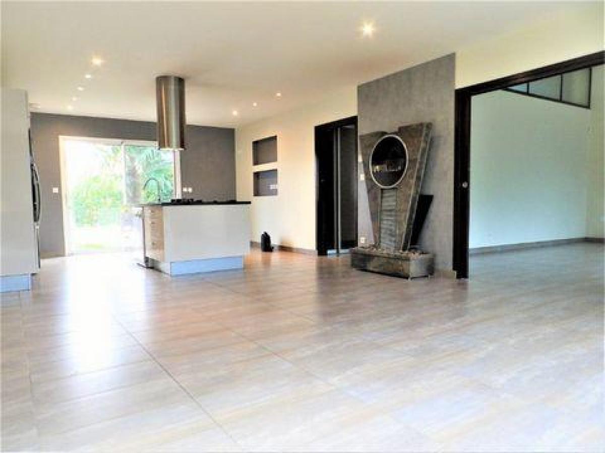 6 bedrooms House in Kervignac, France No. 5739