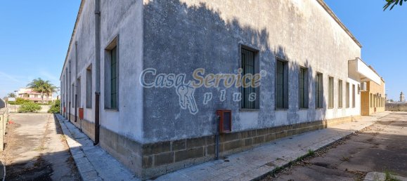 Gewerbliche Immobilie in Cavallino, Italy 2000m², Nr. 76734 31