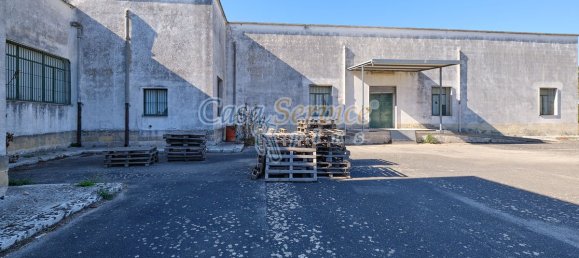 Gewerbliche Immobilie in Cavallino, Italy 2000m², Nr. 76734 18