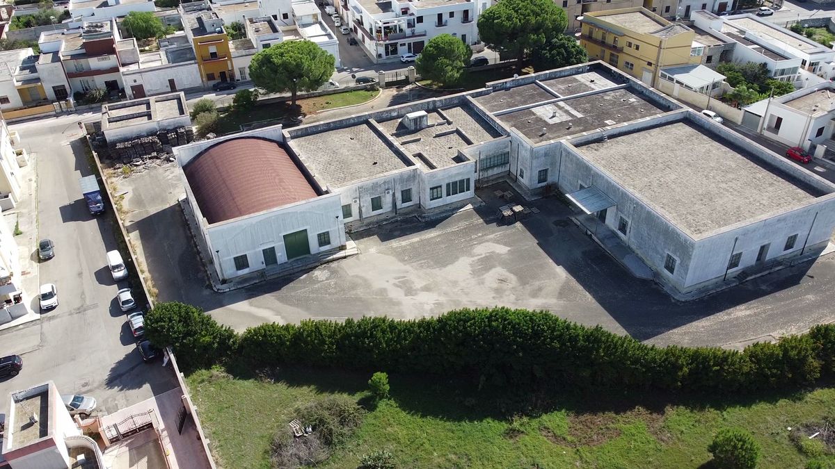 Gewerbliche Immobilie in Cavallino, Italy 2000m², Nr. 76734