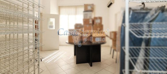 Gewerbliche Immobilie in Cavallino, Italy 2000m², Nr. 76734 2