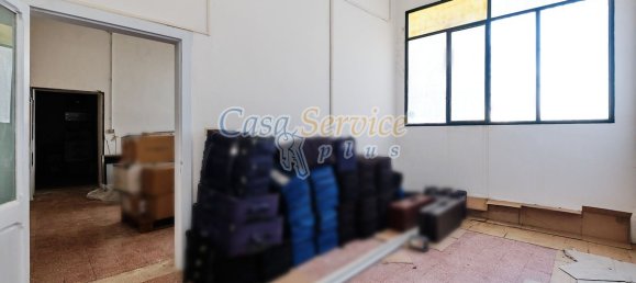Gewerbliche Immobilie in Cavallino, Italy 2000m², Nr. 76734 50