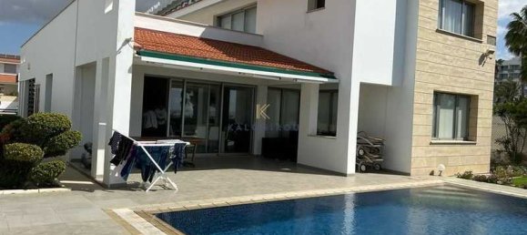 4 غرف نوم عقار تجاري في Larnaca, Cyprus رقم 6598 8