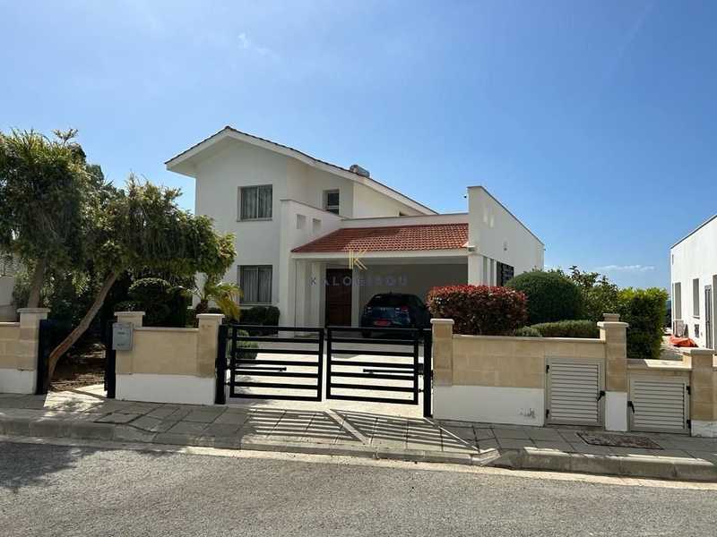 4 غرف نوم عقار تجاري في Larnaca, Cyprus رقم 6598