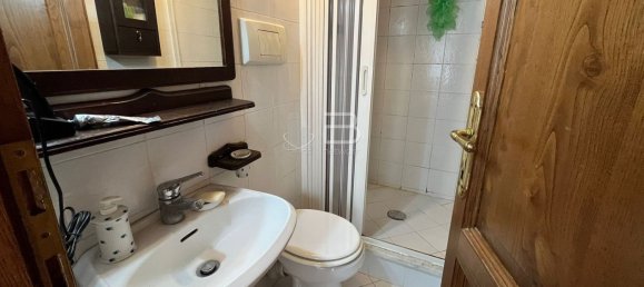 3 Schlafzimmer Haus in Seravezza, Italy, Nr. 330135 9