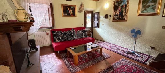 3 Schlafzimmer Haus in Seravezza, Italy, Nr. 330135 2