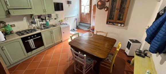 3 Schlafzimmer Haus in Seravezza, Italy, Nr. 330135 4