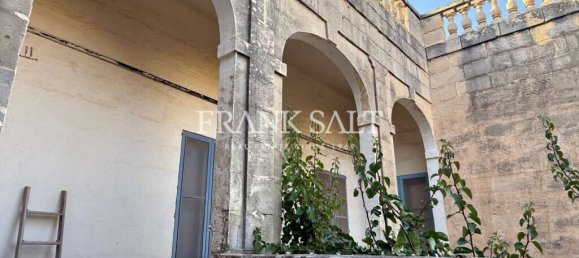 Дом с 4 спальнями в Арб, Мальта № 131 18