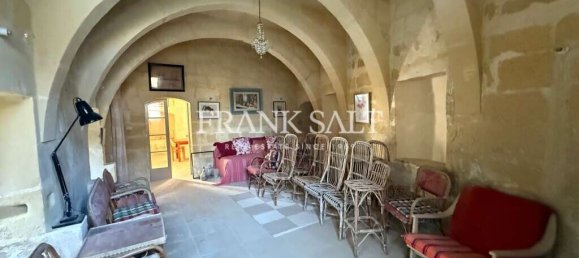 Дом с 4 спальнями в Арб, Мальта № 131 26