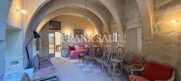 Дом с 4 спальнями в Арб, Мальта № 131 34