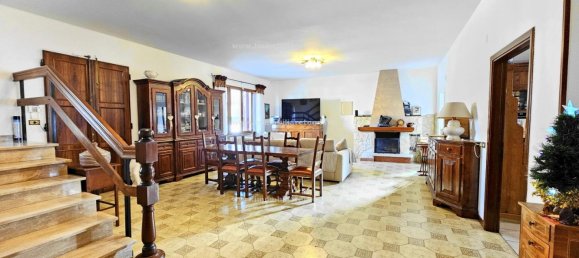 4 Schlafzimmer Haus in Certaldo, Italy, Nr. 155111 2