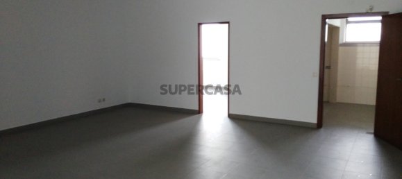 Gewerbliche Immobilie in Sesimbra, Portugal 90m², Nr. 169102 10