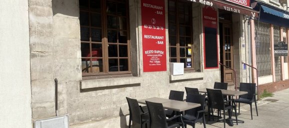 Propiedad comercial de 5 dormitorios en Villers-Cotterets, France No. 70256 3