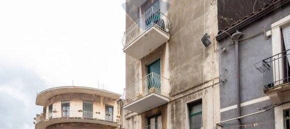 2 Schlafzimmer Wohnung in Catania, Italy, Nr. 61996 28