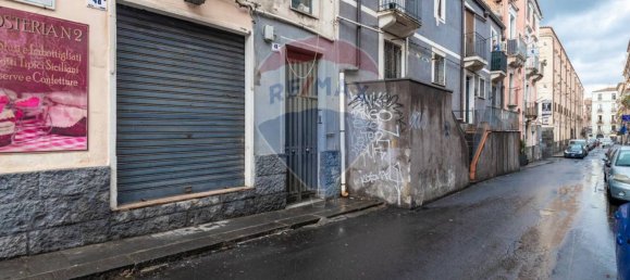 2 Schlafzimmer Wohnung in Catania, Italy, Nr. 61996 25