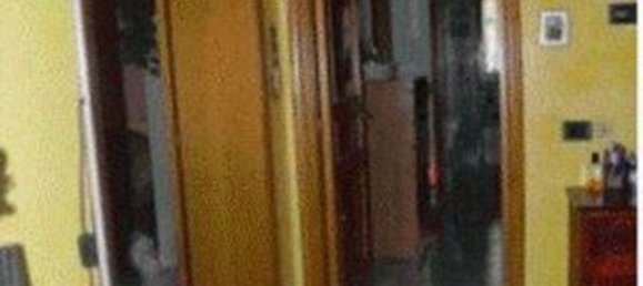 3 rooms Apartment in Potenza, Italy No. 11343 19