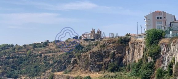 148m² Land in Miranda do Douro, Portugal No. 87994 13