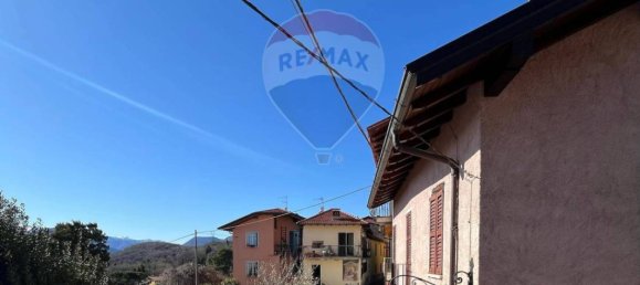 4 bedrooms House in Agra, Italy No. 338933 10