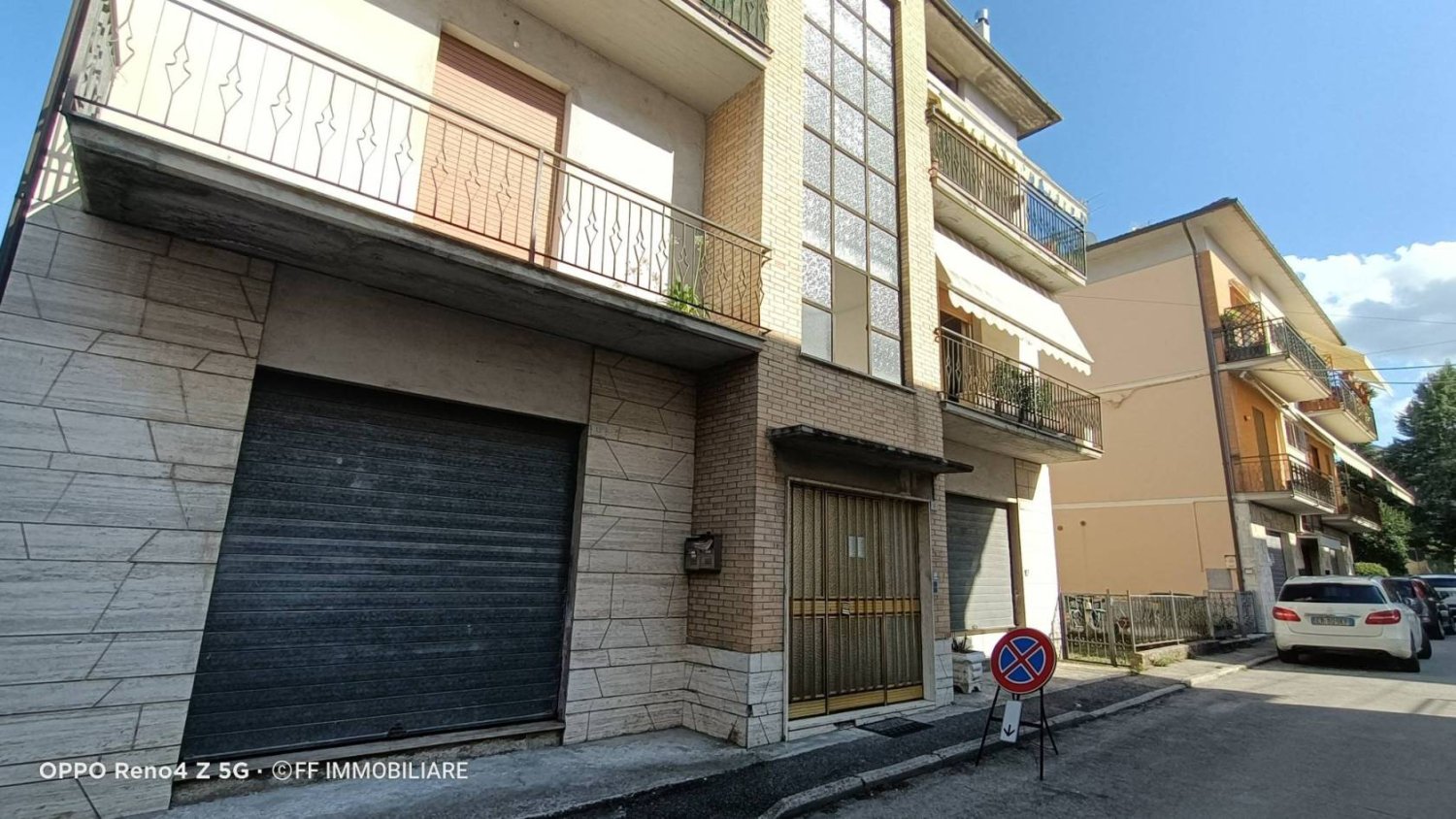 Apartamento de 3 dormitorios en Camerino, Italy No. 293879