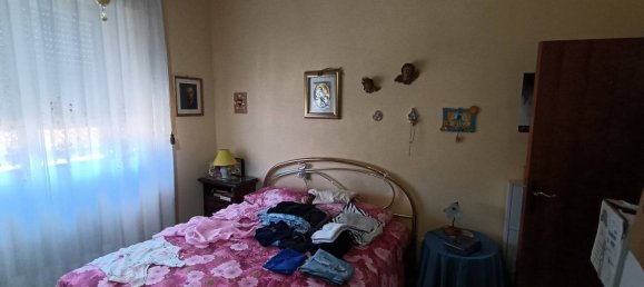 Apartamento de 3 dormitorios en Camerino, Italy No. 293879 24