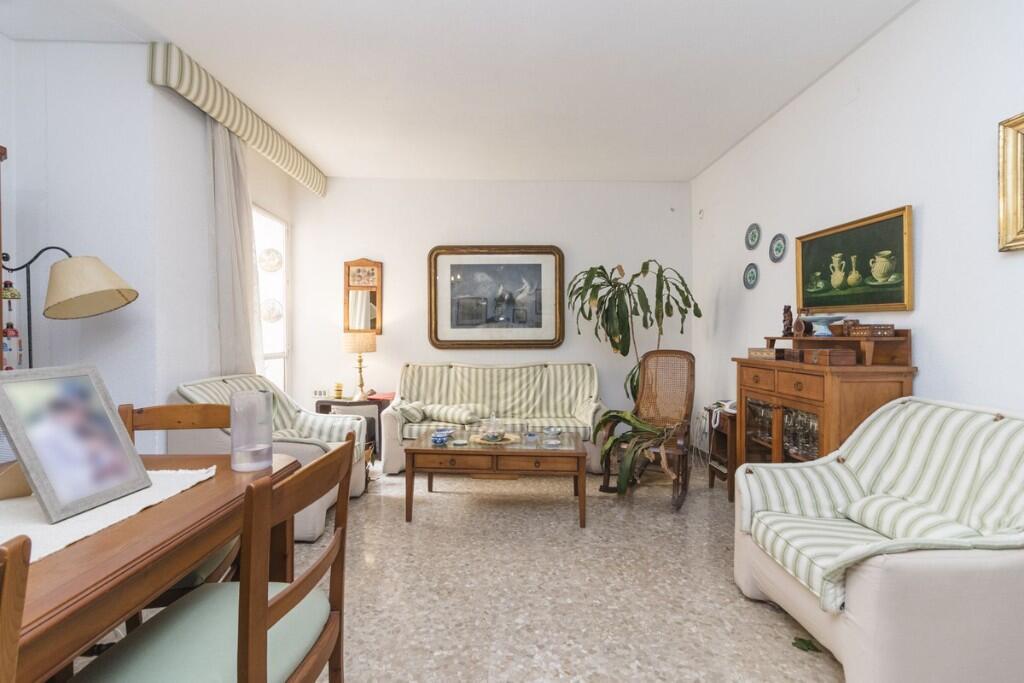 5 bedrooms Apartment in Malaga, Spain No. 176182