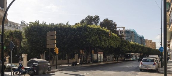 5 bedrooms Apartment in Malaga, Spain No. 176182 27