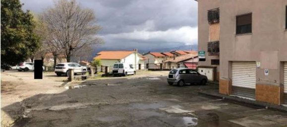 3 rooms Apartment in Marano Marchesato, Italy No. 182327 18