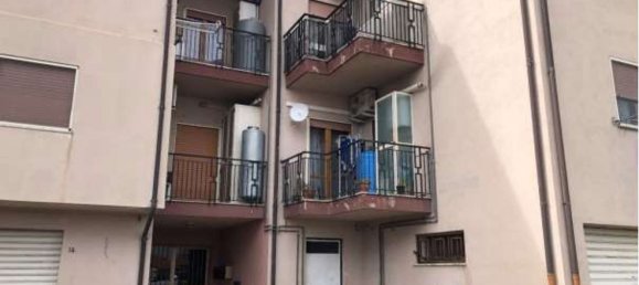 3 rooms Apartment in Marano Marchesato, Italy No. 182327 17