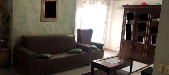 3 rooms Apartment in Marano Marchesato, Italy No. 182327 7