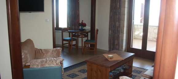 Коммерческая недвижимость с 3 спальнями в Ханья, Греция № 207 15