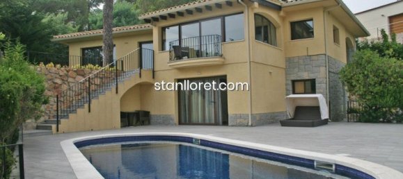 4 bedrooms Villa in Lloret de Mar, Spain No. 14827 23
