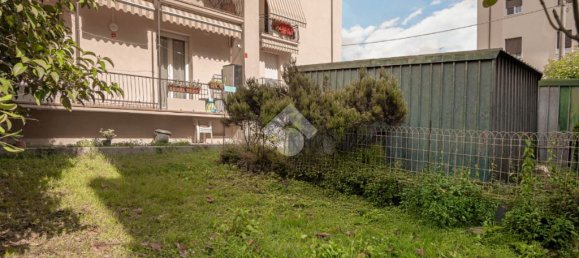 Apartamento de 3 dormitorios en Bardolino, Italy No. 309929 10