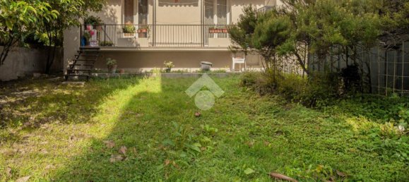 Apartamento de 3 dormitorios en Bardolino, Italy No. 309929 5