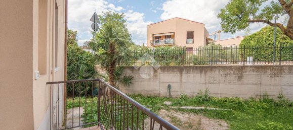 Apartamento de 3 dormitorios en Bardolino, Italy No. 309929 7