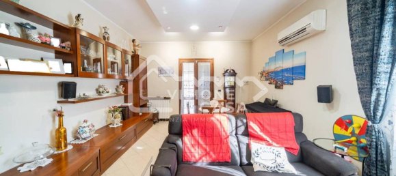 4 rooms Villa in Reggio Emilia, Italy No. 37599 15