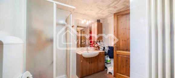 4 rooms Villa in Reggio Emilia, Italy No. 37599 24