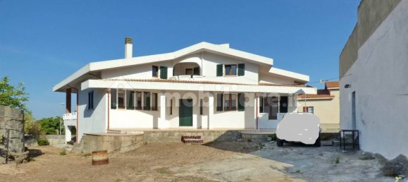 Villa de 4 dormitorios en Bauladu, Italy No. 147244 2