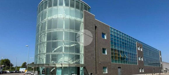 Escritório de 1 divisão em Mantua, Italy N.º 341373 10