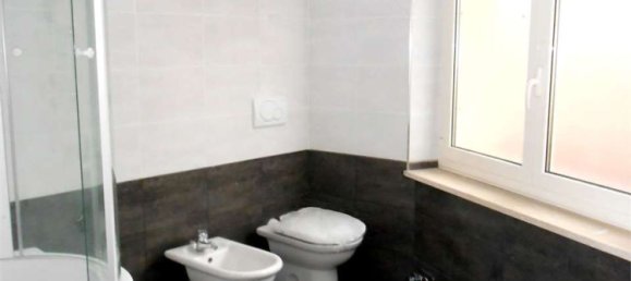 3 rooms Apartment in Moncalieri, Italy No. 140097 13