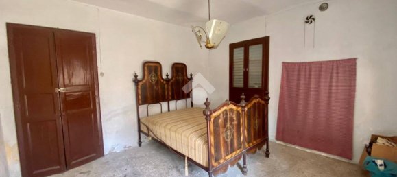 5-salle Maison à Castellamonte, Italy No. 18005 28