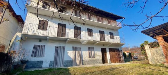 5-salle Maison à Castellamonte, Italy No. 18005 11