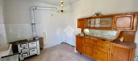 5-salle Maison à Castellamonte, Italy No. 18005 16