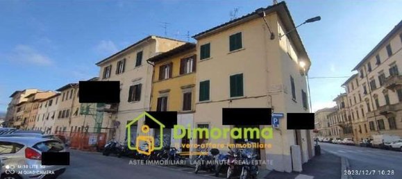 80m² Commercial property in Florence, Italy No. 334709 6