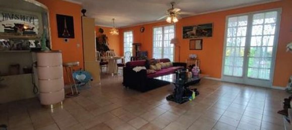 Casa de 2 dormitorios en Montargis, France No. 96853 3