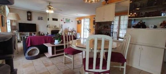 Casa de 2 dormitorios en Montargis, France No. 96853 4