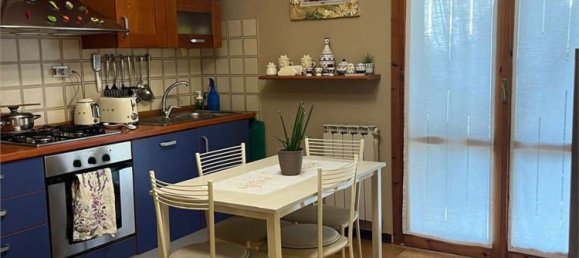 4-salle Appartement à Falconara Marittima, Italy No. 99900 8