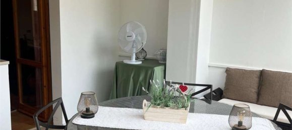 4-salle Appartement à Falconara Marittima, Italy No. 99900 22